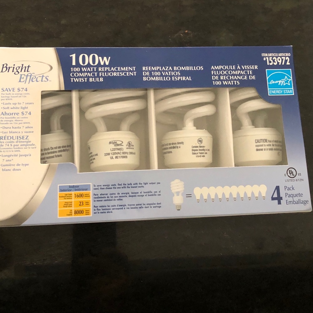 Bright Effects 100 W New 4 pack fluorescent bulbs